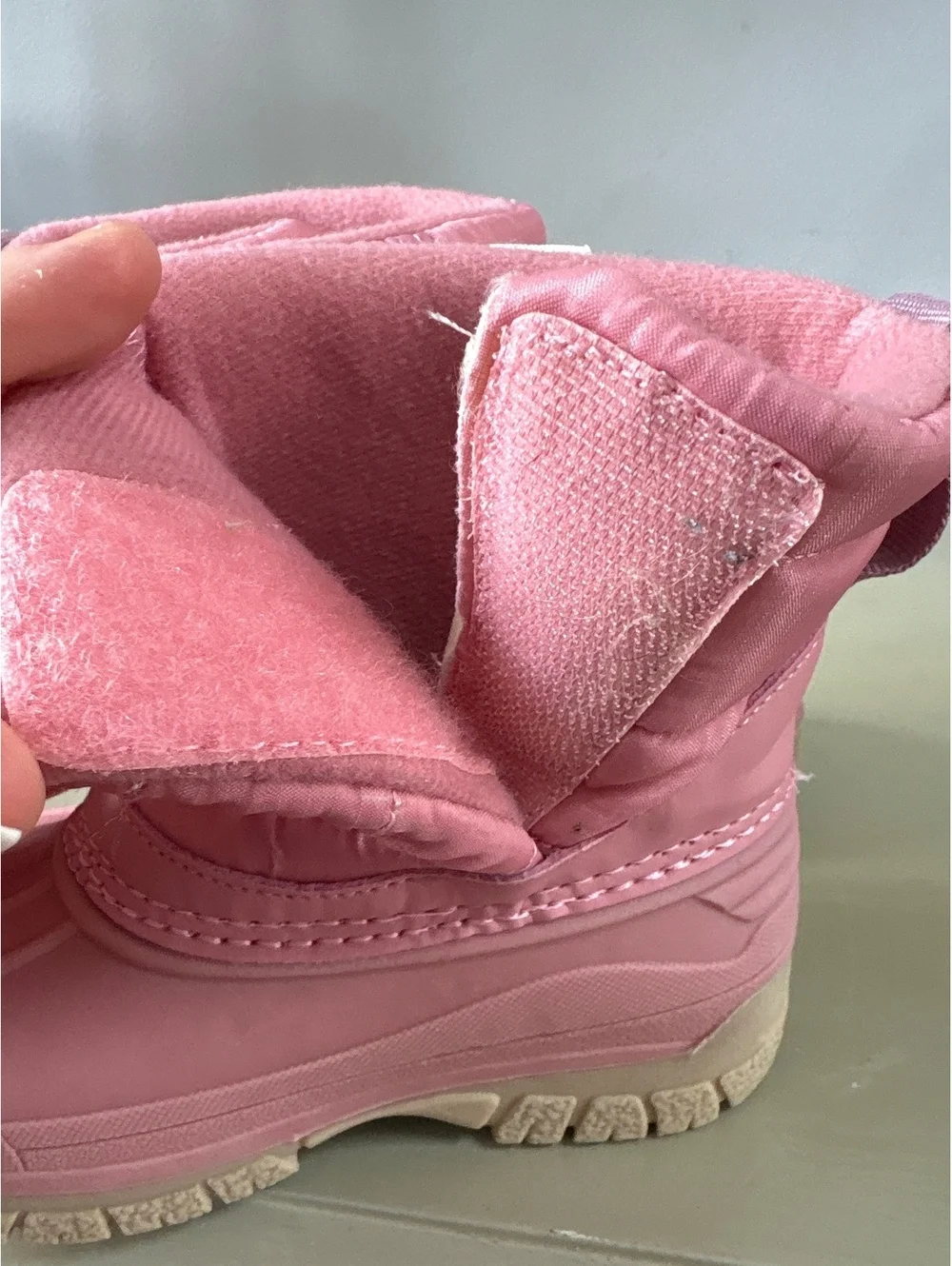 OshKosh Pink Winter Snow Boots for Toddlers size 7 Kids